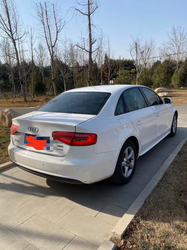 青岛13年奥迪A4L4