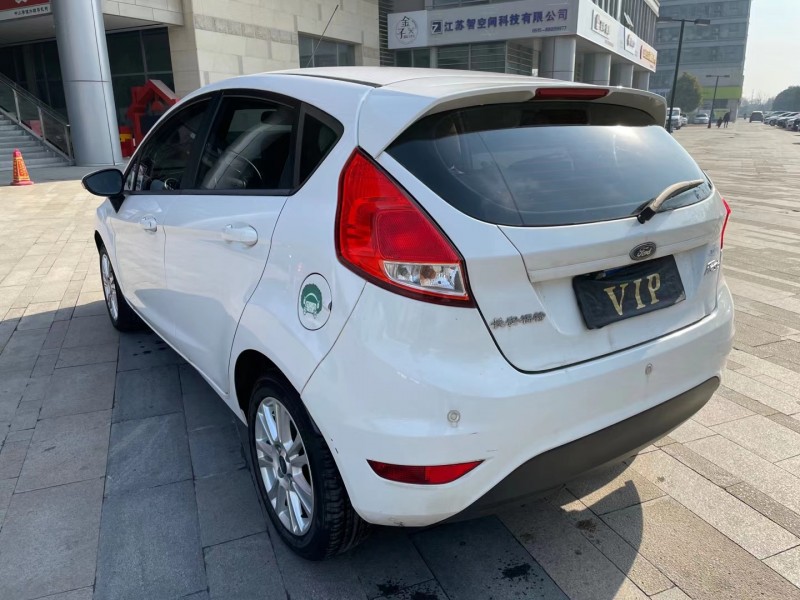 盐城14年福特嘉年华3