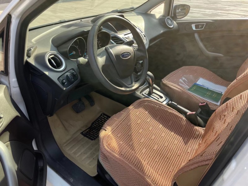 盐城14年福特嘉年华7