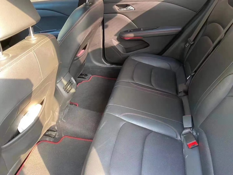 成都19年雪佛兰科鲁泽7