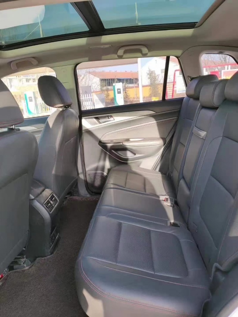 北京19年长安汽车长安CS755