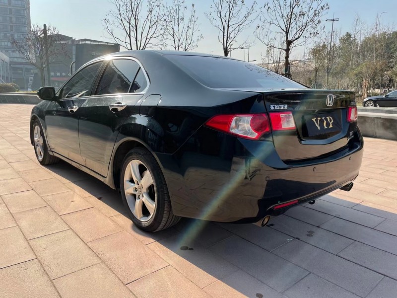 盐城11年本田思铂睿4