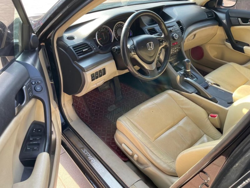 盐城11年本田思铂睿7