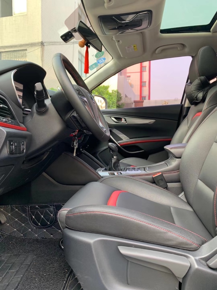 中山19年长安汽车长安CS557