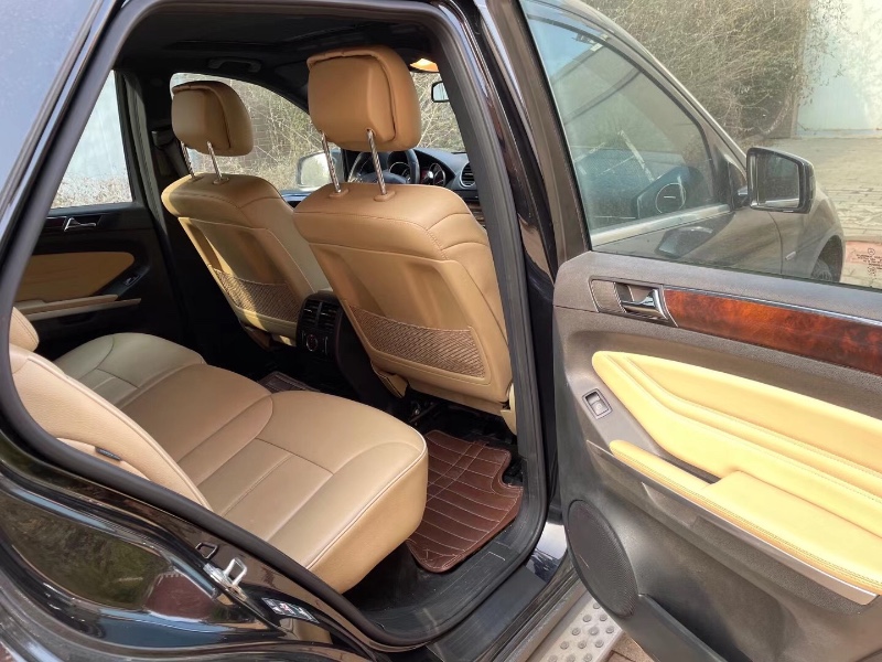 潍坊11年奔驰ML8