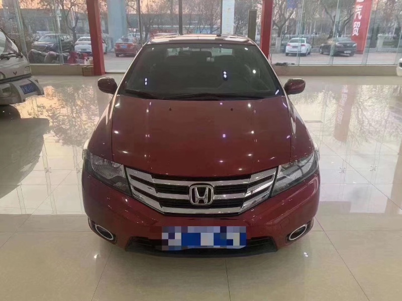 青岛14年本田锋范1