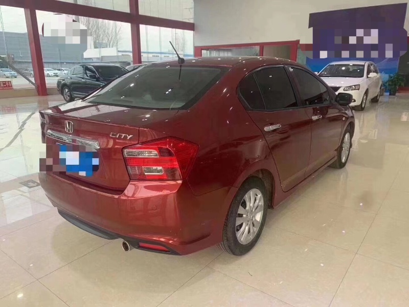 青岛14年本田锋范4