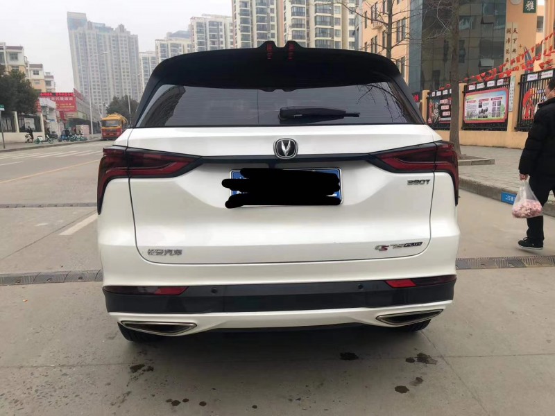 北京20年長安汽車長安CS755