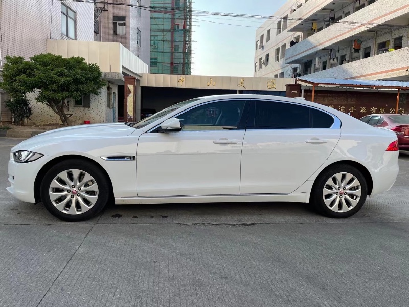 中山19年捷豹XE2