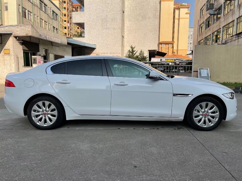 中山19年捷豹XE3