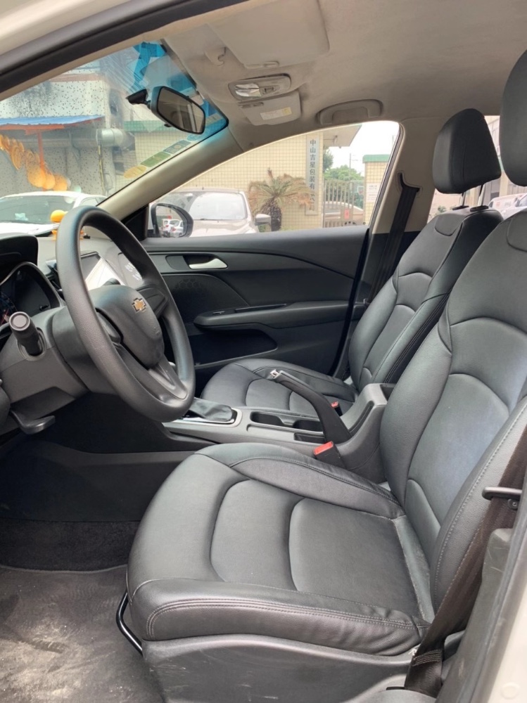 中山17年雪佛兰科沃兹7