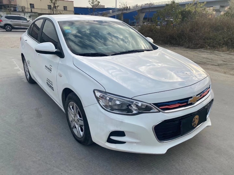 广州17年雪佛兰科沃兹8