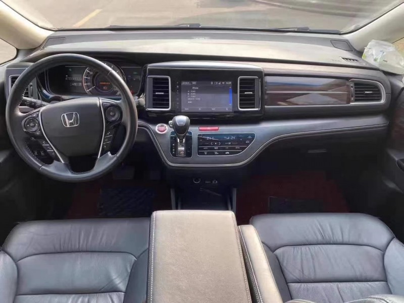 潍坊16年本田艾力绅4