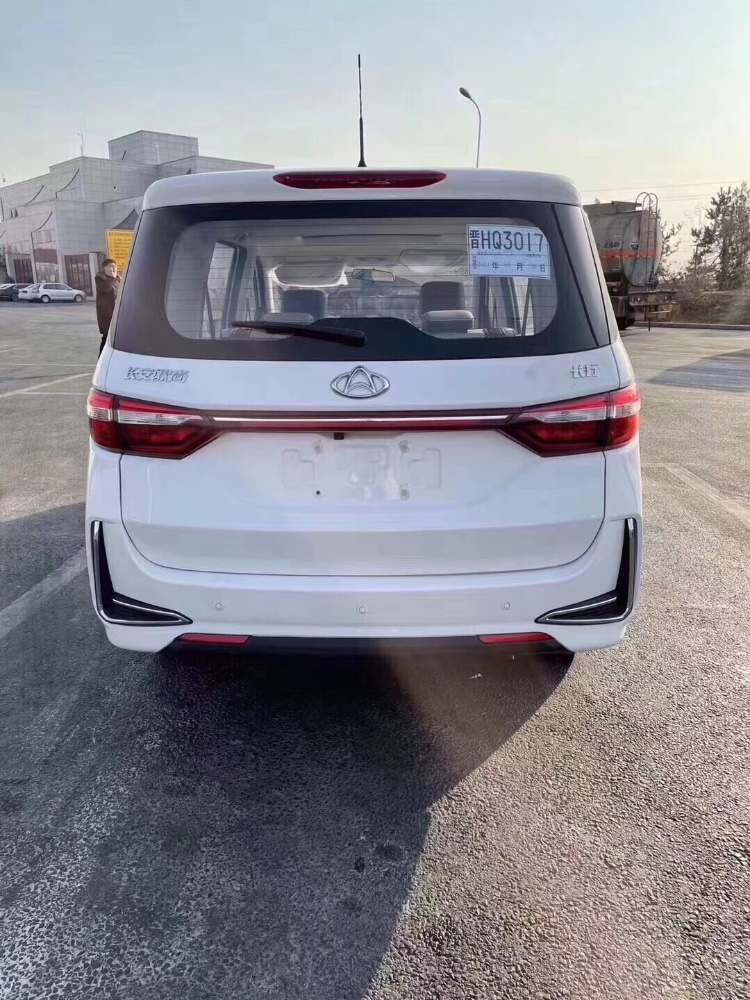 青岛21年长安汽车长安欧尚1