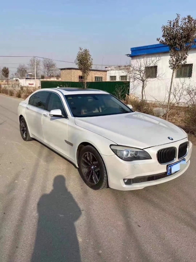 济南10年宝马7系2