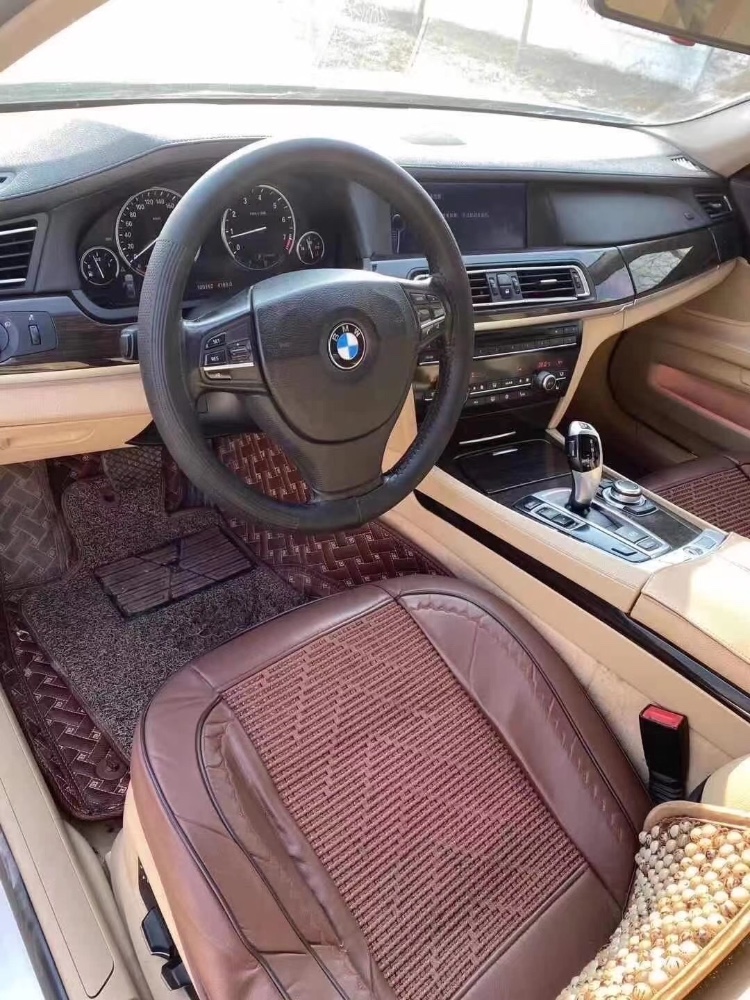 济南10年宝马7系4