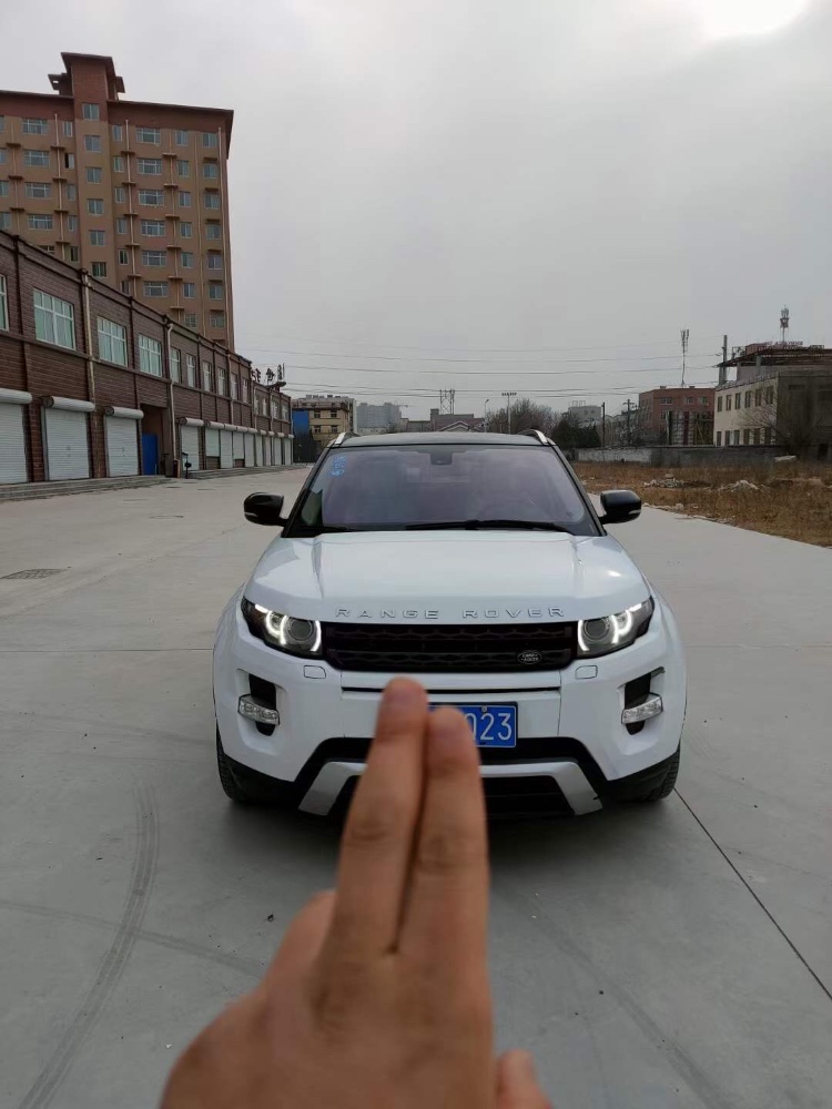 济南13年路虎极光1