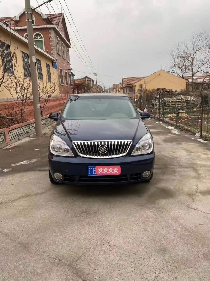 青岛15年别克GL81