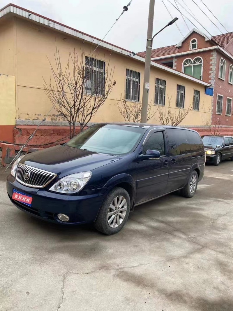 青岛15年别克GL83