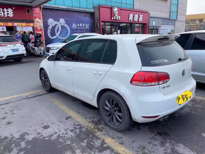 青岛14年大众高尔夫5