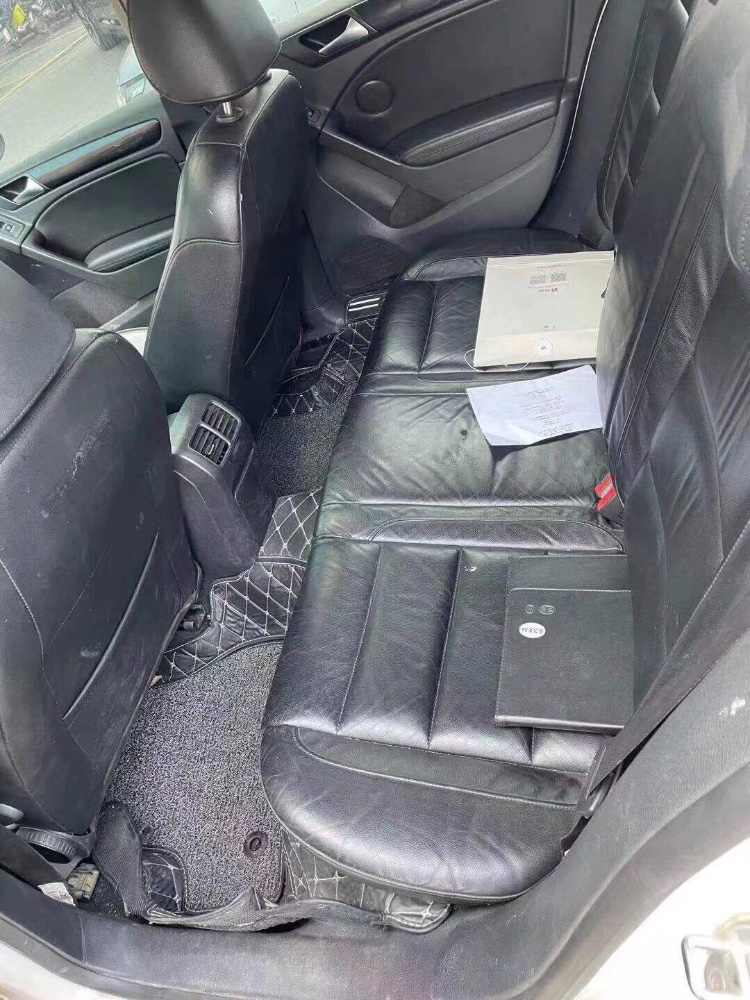 青岛14年大众高尔夫3