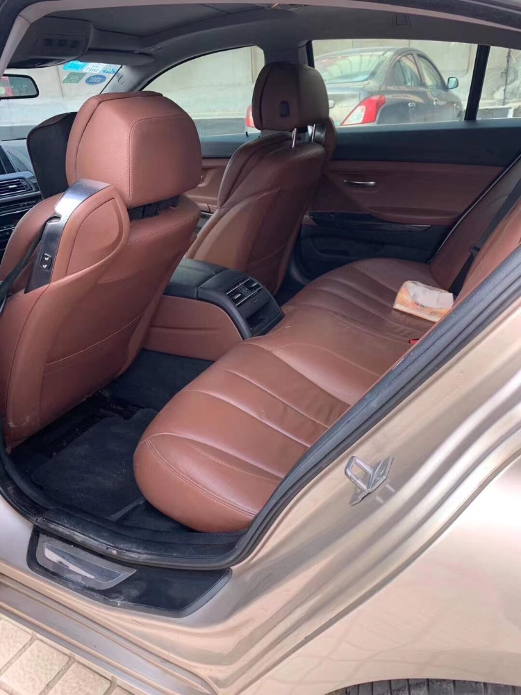 淄博13年宝马6系8