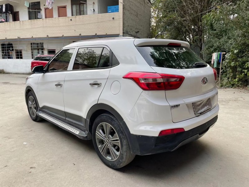 成都16年现代ix251