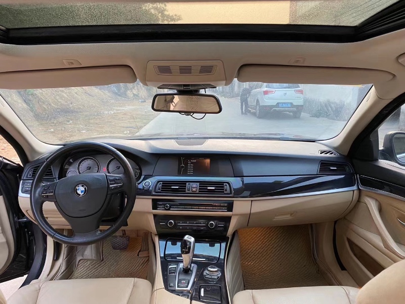 江门12年宝马5系4