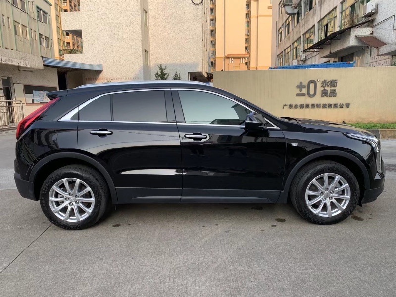 中山20年凯迪拉克XT42