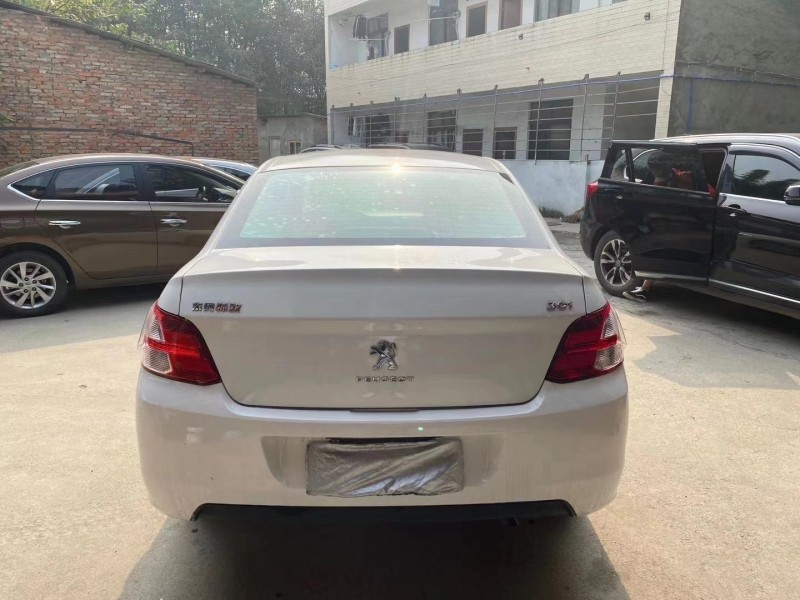 成都15年标致3019