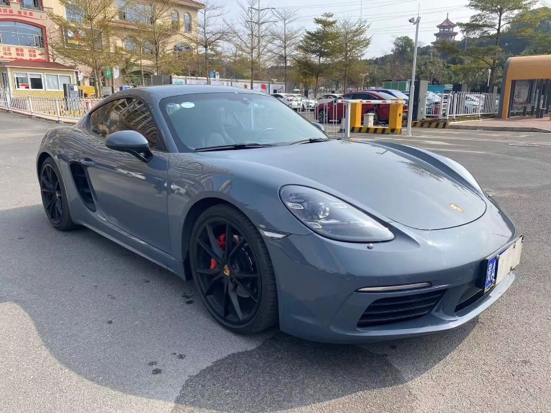 广州17年保时捷7183