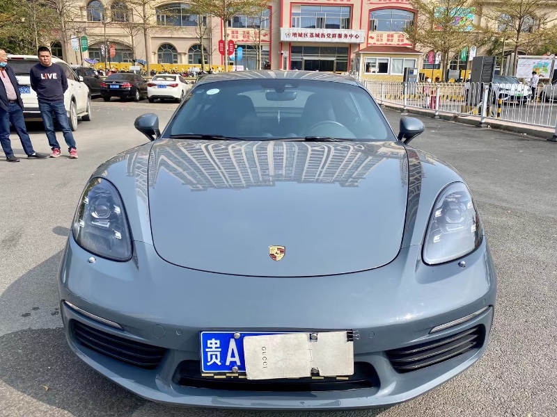 广州17年保时捷7181