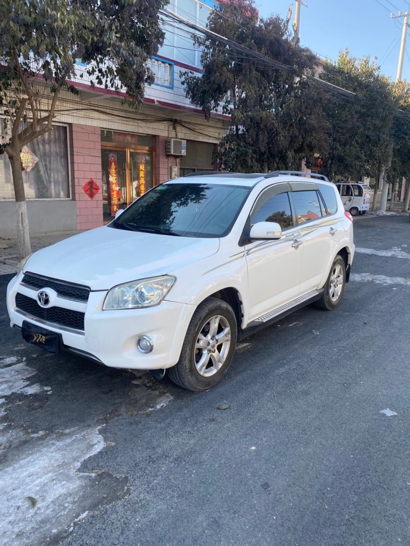 徐州11年丰田RAV45