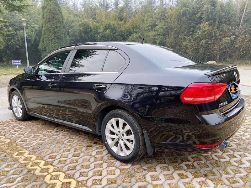 潍坊18年大众朗逸4