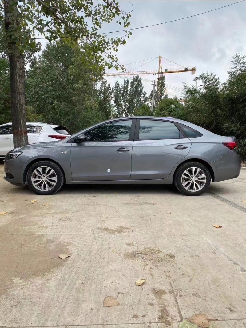 枣庄18年别克英朗GT7