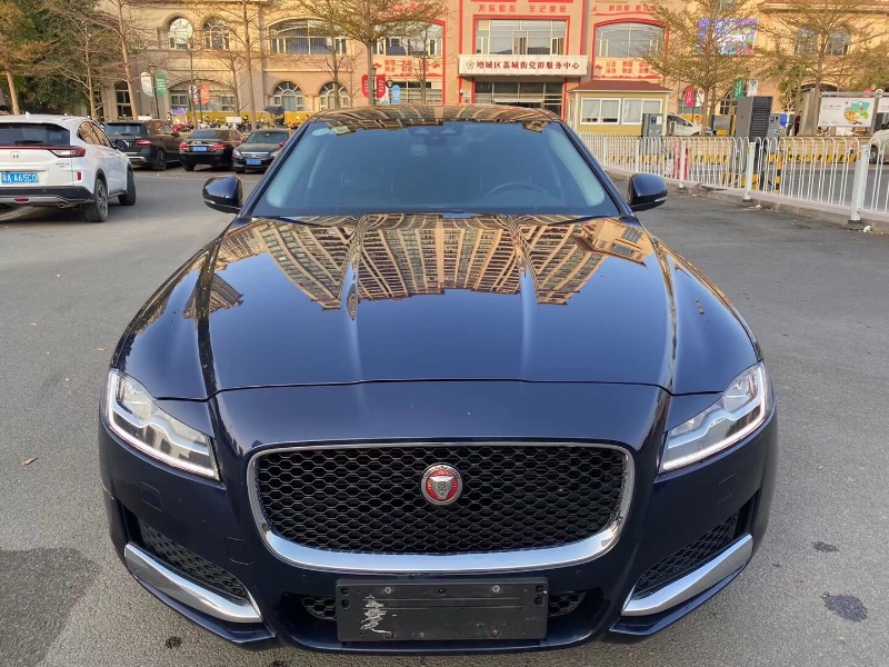 广州18年捷豹XF8