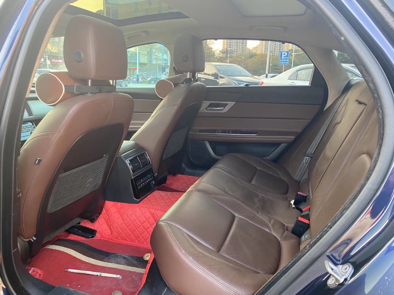 广州18年捷豹XF2