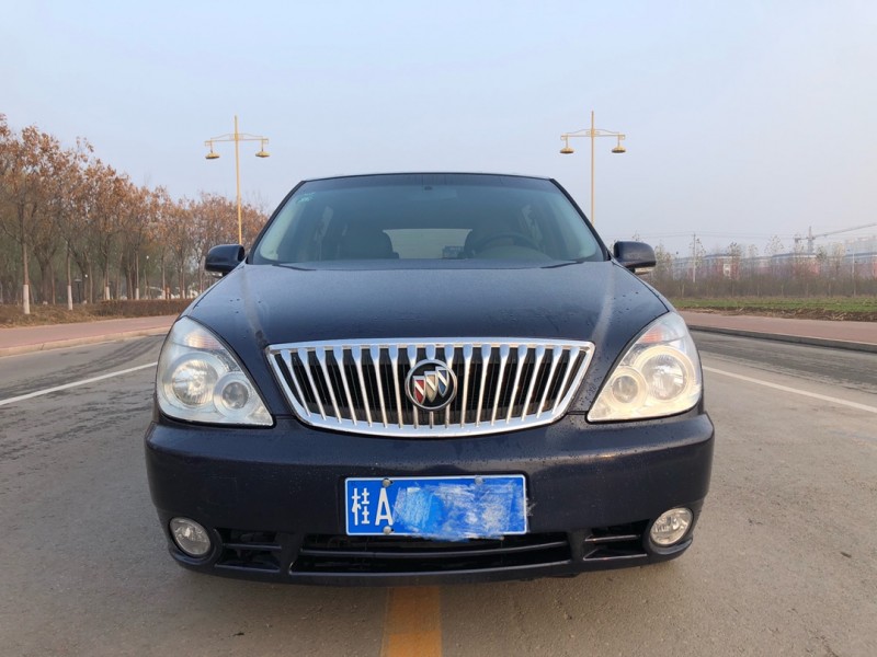 聊城15年別克GL86