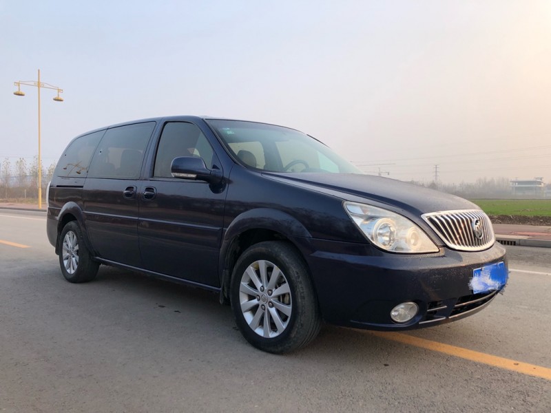 聊城15年別克GL85