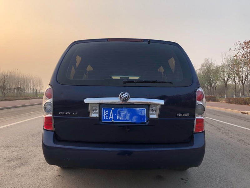 聊城15年別克GL82