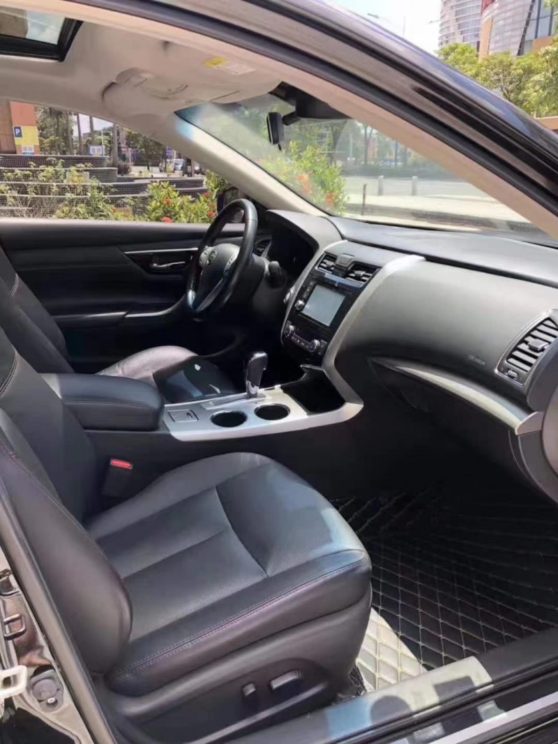 佛山抵押车17年日产天籁出售