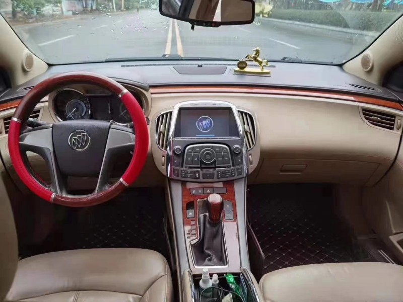 广州13年别克君越5