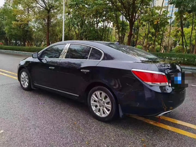 广州13年别克君越8