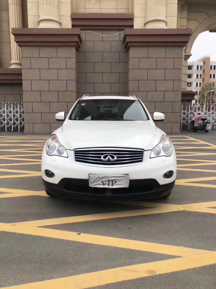 徐州13年英菲尼迪QX501