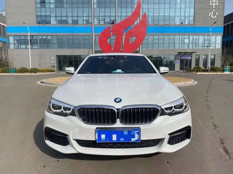 徐州17年宝马5系8