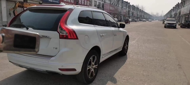 郑州14年沃尔沃XC608