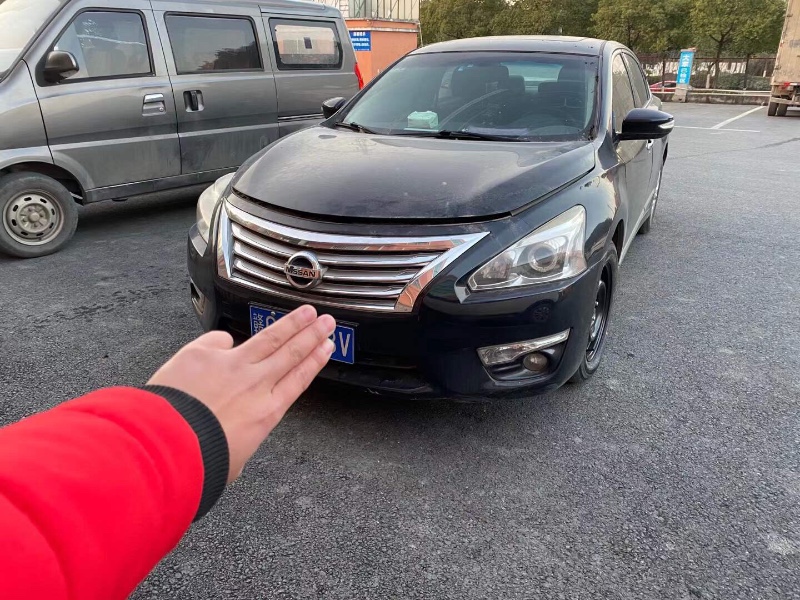 九江14年日產天籟1