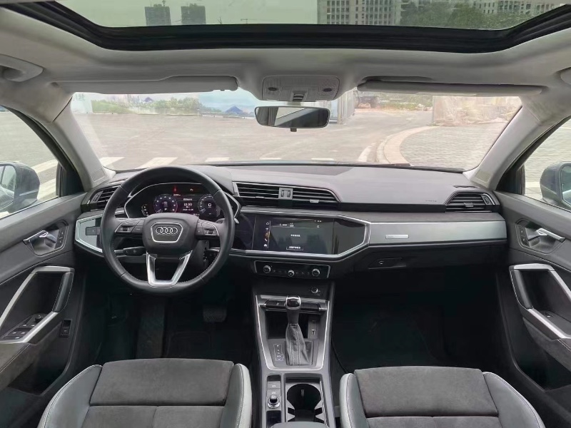 广州20年奥迪Q36
