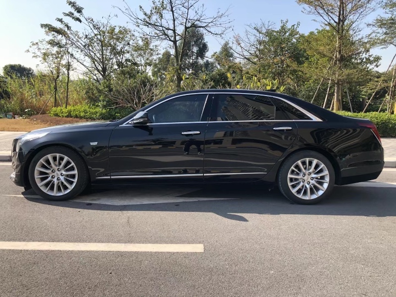 广州18年凯迪拉克CT63