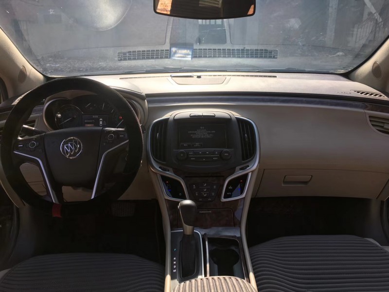 北京15年别克君越3